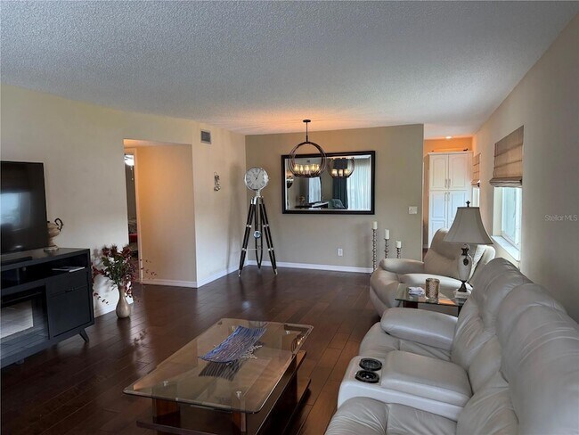 2426 Ecuadorian Way Unit 40