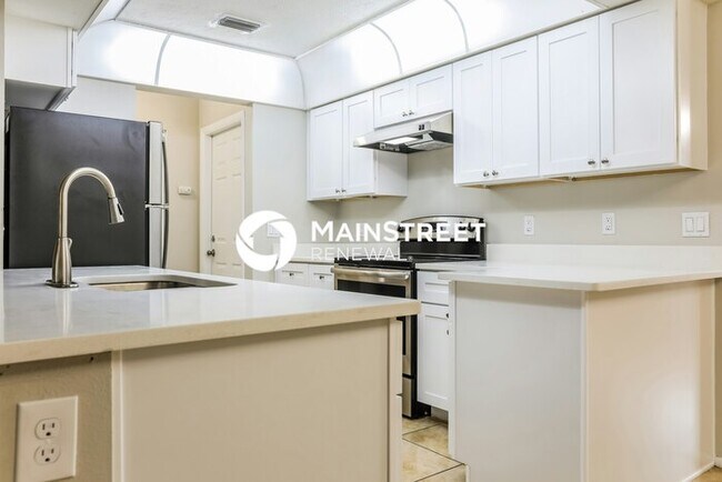 3 Bedroom Pet-Friendly Home in VENICE, FL with Main Street Renewal