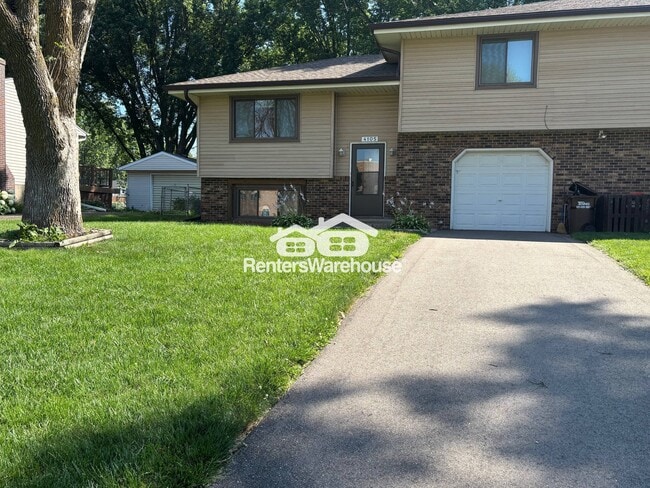 Photo - 4105 Gershwin Ave N House