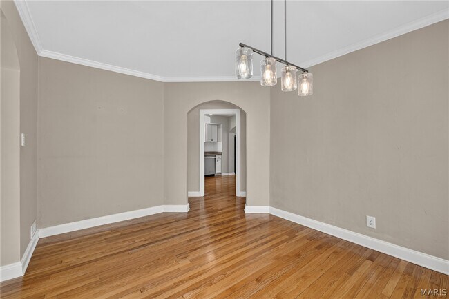 Photo - 109 Handlan Ct