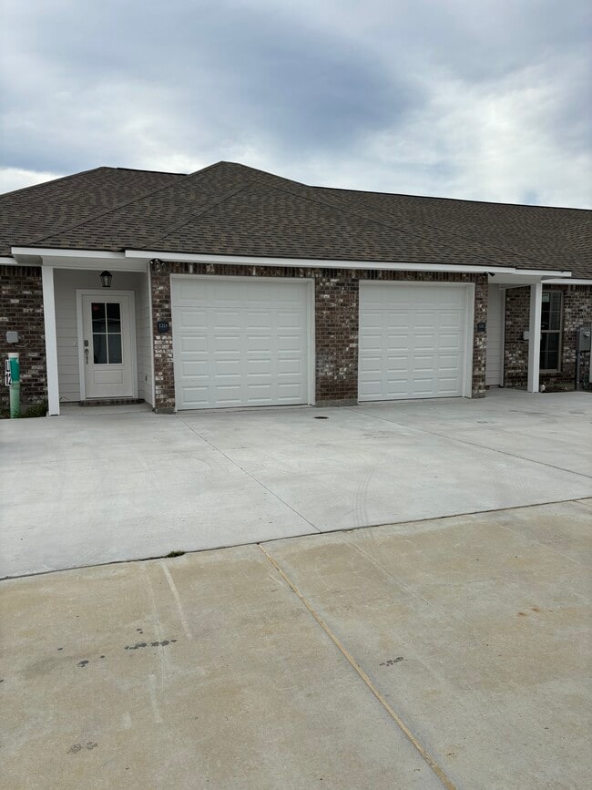 Building Photo - 33260 LA-16 Rental
