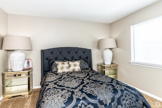 1BR, 1BA - 686SF - Meadowlark Apartments