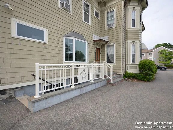 Photo - 55 Chestnut Hill Ave Unidad 2