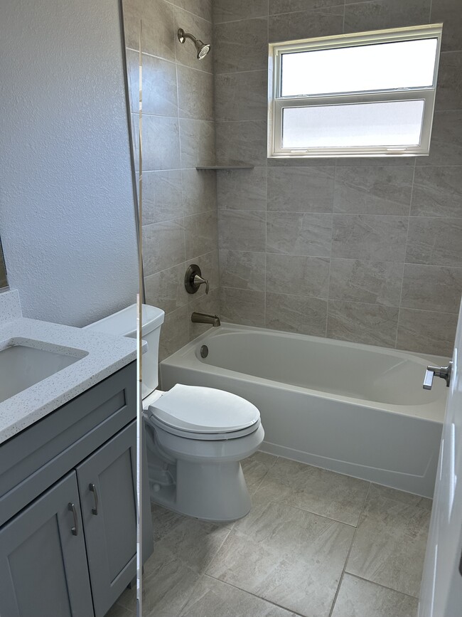 Photo - 2400 Carpenter Ln