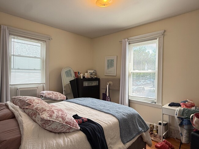 Photo - 201 Rawson Rd