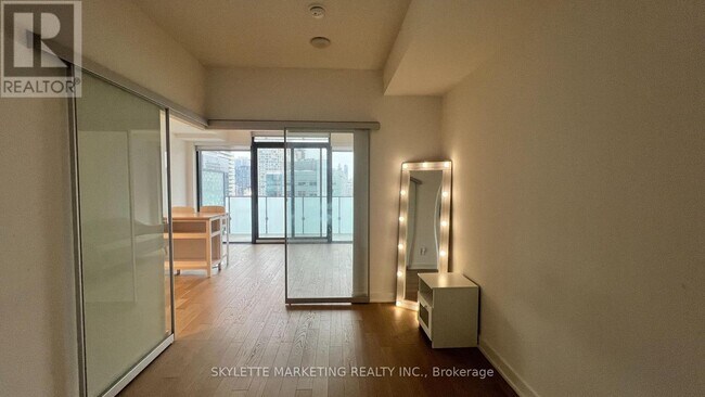 Photo - 25 Richmond St E Unit 2213