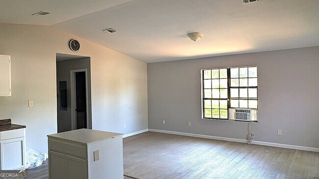 100 Silas Ct