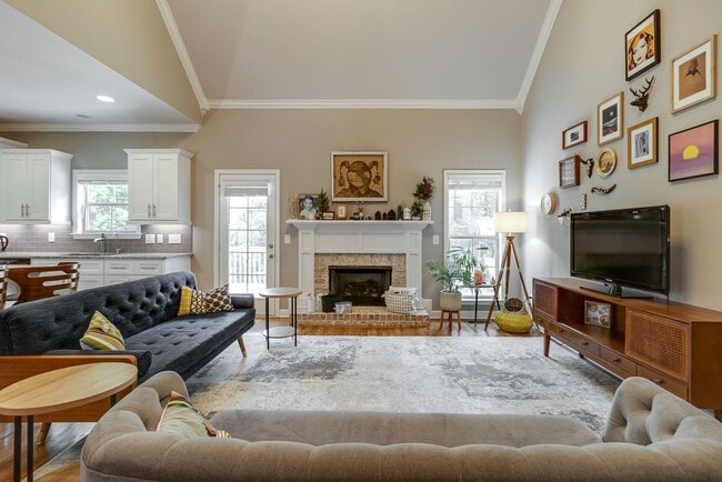 Photo - 4 Bedroom, 3 Bath Home w/ Backyard and 2 Car Garage