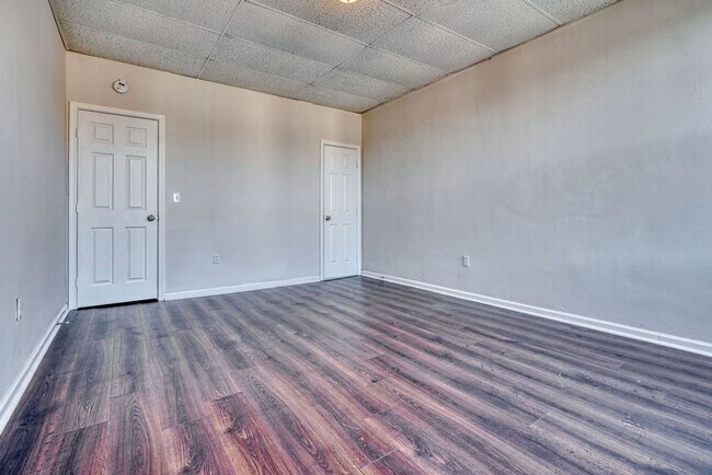 Photo - 1822 Appleton St