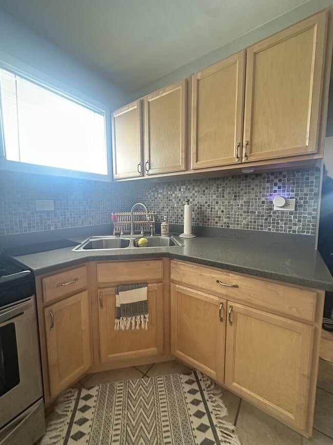 Photo - 1015 W 31st Pl Unit 1A