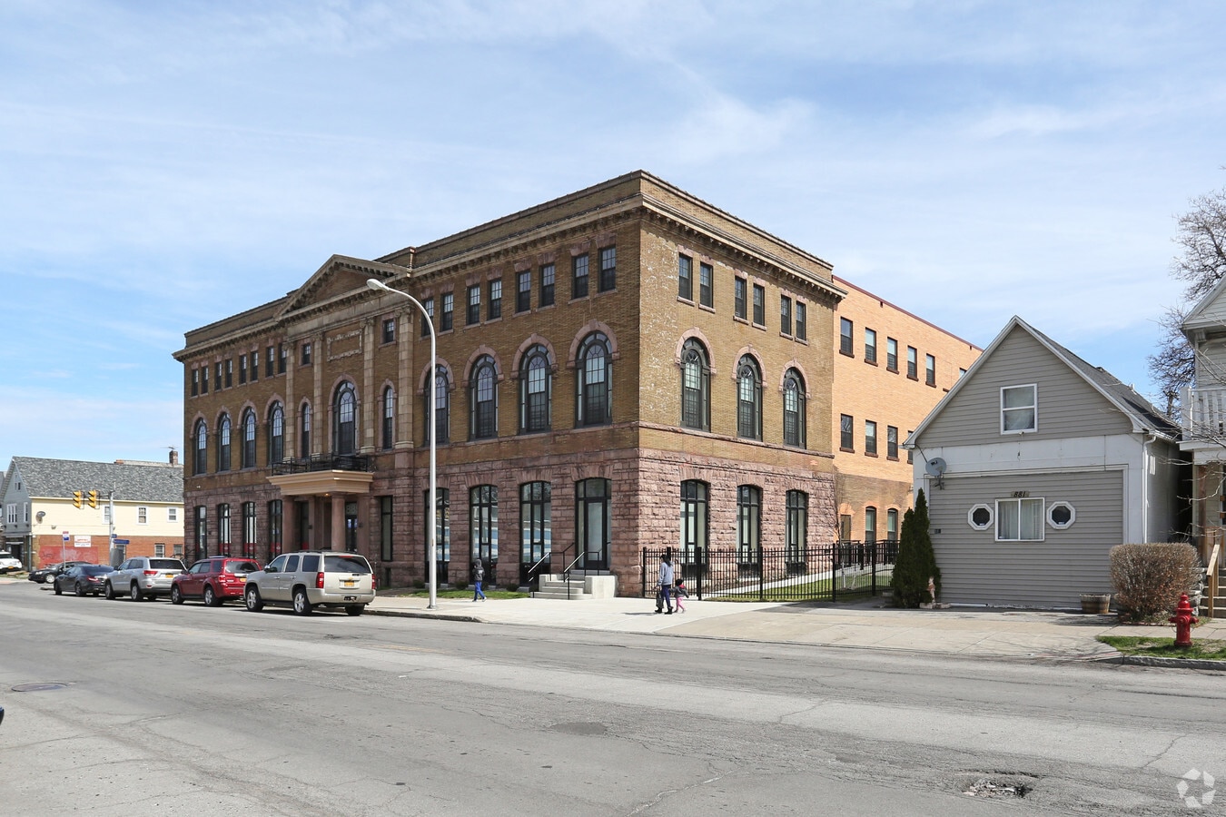 Niagara Gateway - Niagara Gateway Apartments