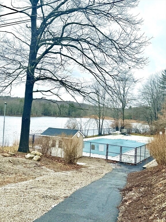 7 Thayer Pond Dr Condo Unit 12 Condo for Rent in Oxford, MA