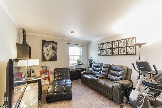 Photo - 304 Windsor Ave Unit A