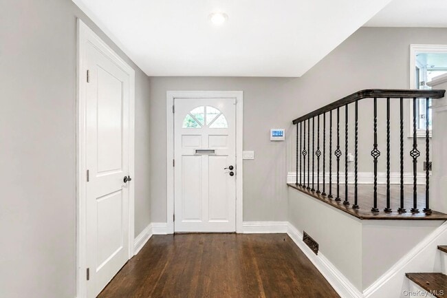 Photo - 18 Catherwood Crescent