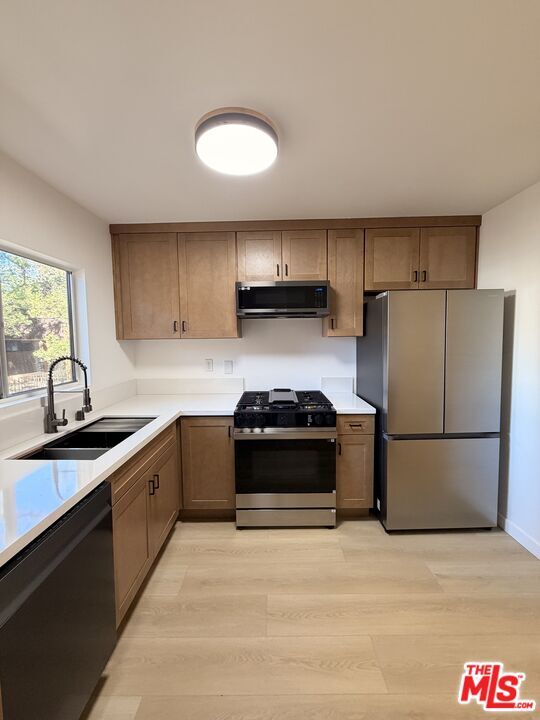 Photo - 18350 Hatteras St Unit 256