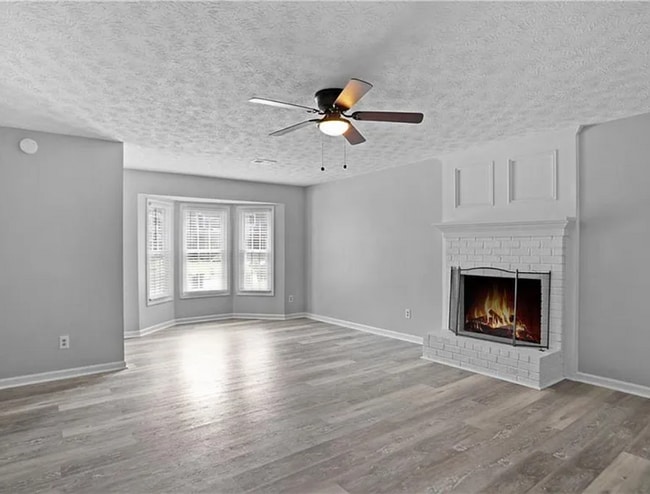 Photo - 4556 Coopers Creek Pl SE