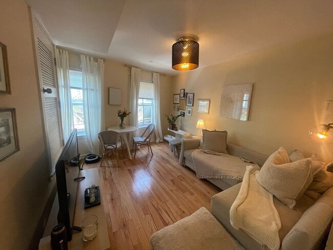 Photo - 4444 Cresson St Unit F