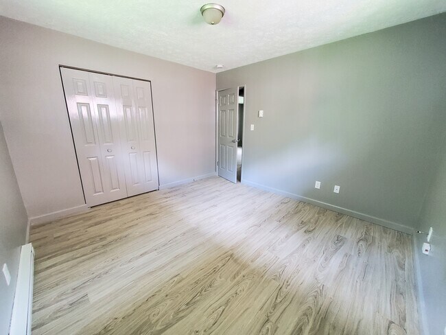 Photo - 271 Kendall Ave Unit C