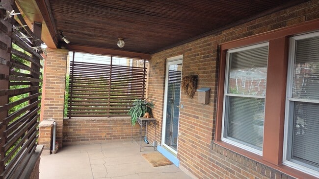 Photo - 1233 Brookline Blvd