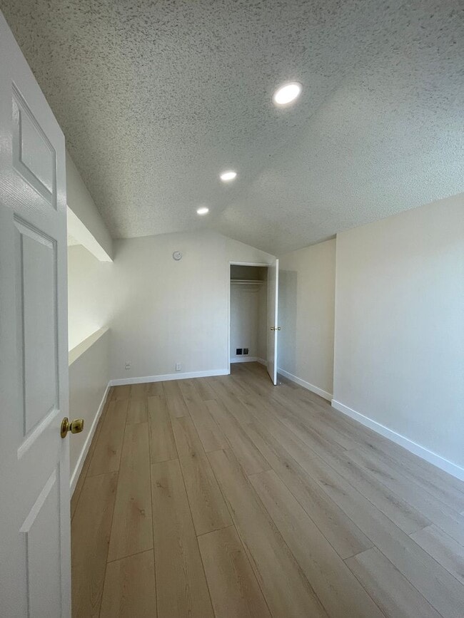 Photo - 13347 Victory Blvd Unit 207
