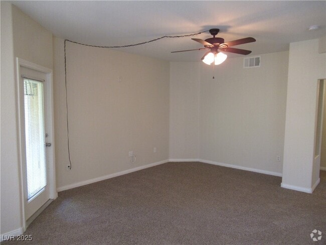 Building Photo - 830 Carnegie St Unit 1323 Rental