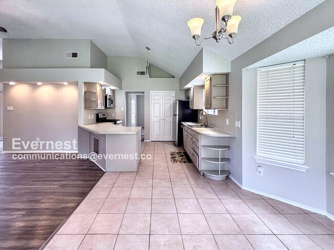 Photo - 2734 Indian Trail Dr