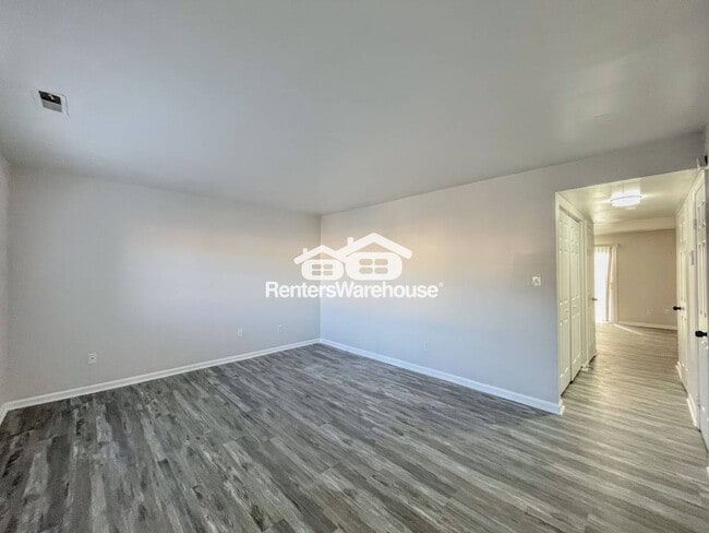 Photo - 1866 Olde Buckingham Rd