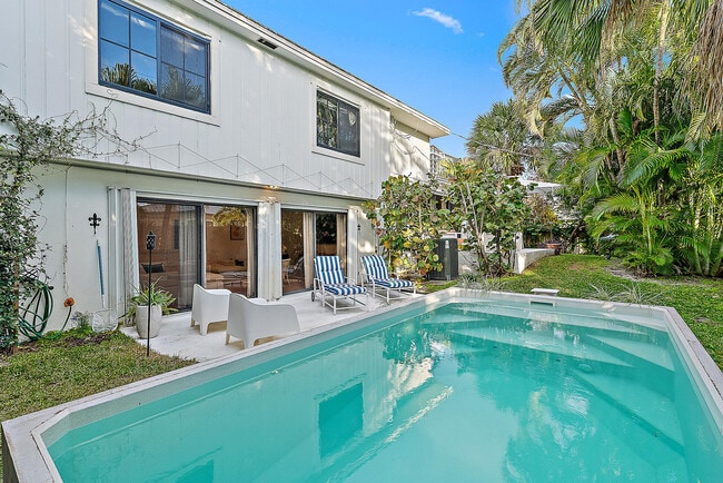 Photo - 1271 Morse Blvd