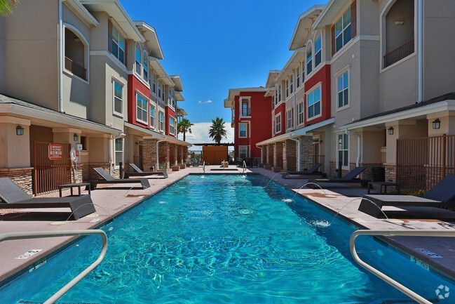 Building Photo - The Reserve at Sandstone Ranch Rental
