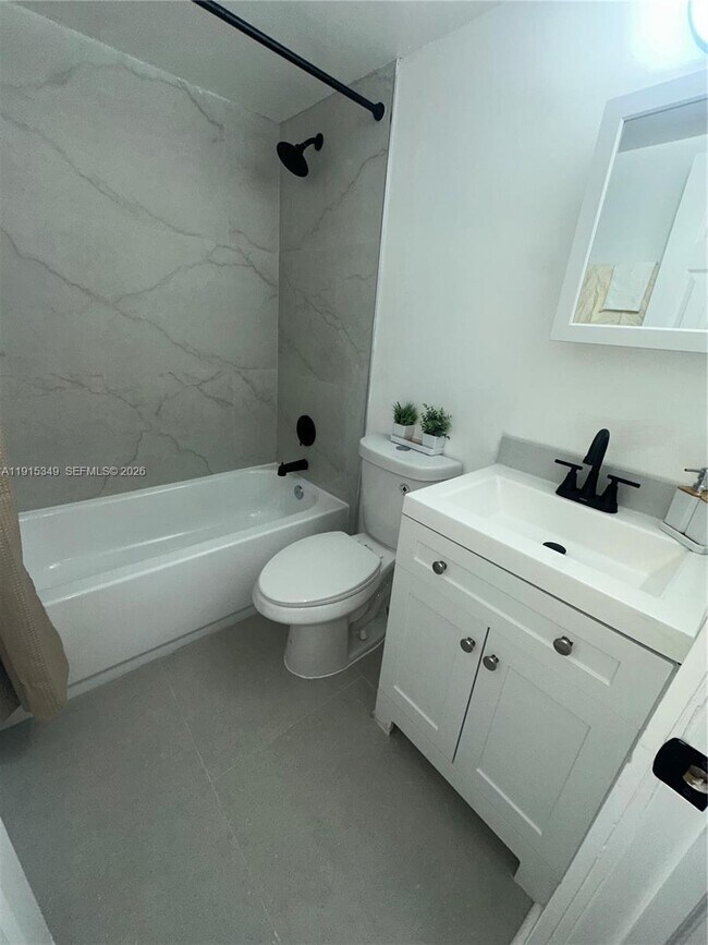 Photo - 500 NW 24th Ave Unit 27