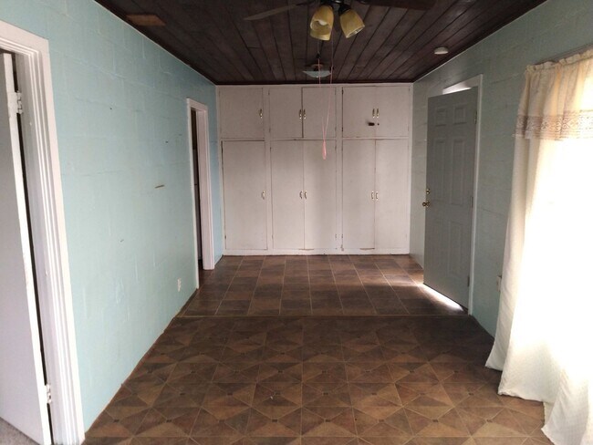 Photo - Cabin in Bonifay