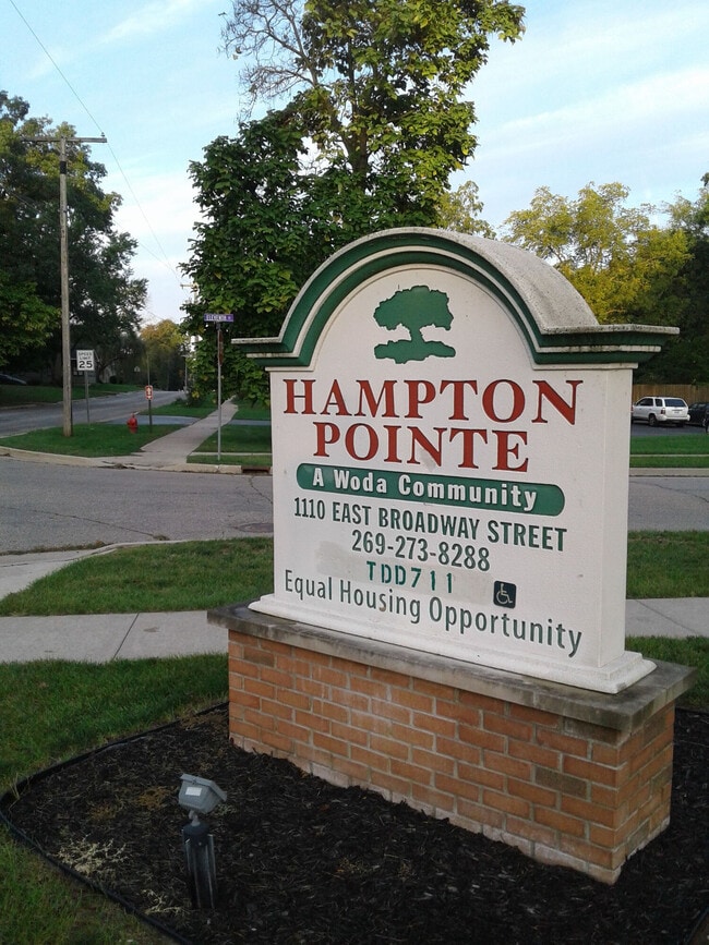 Photo - Hampton Pointe