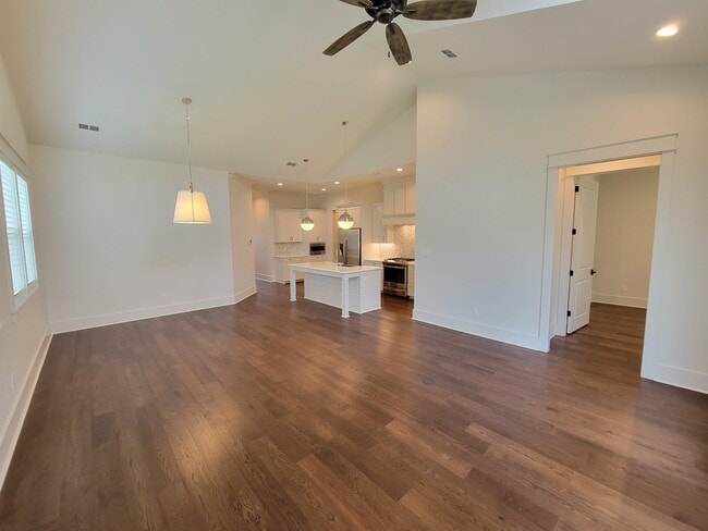 Photo - 209 Camellia Oaks Ave