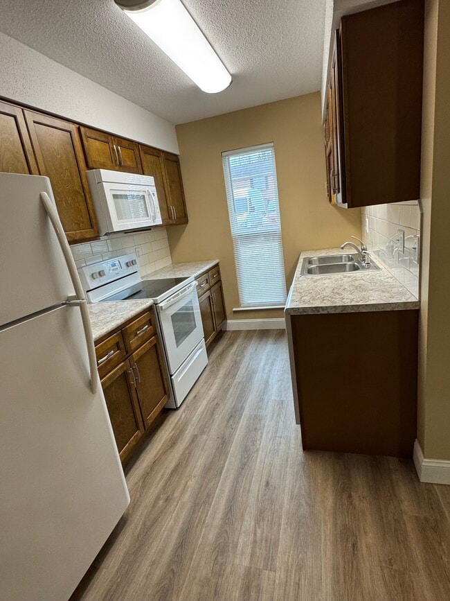 Kitchen - 9109 Parktop Ln Unit 9109#A Parktop lane