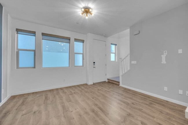 Photo - 357 Crate Ave