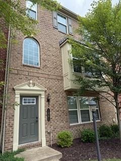 Photo - 1861 Louisville Ln