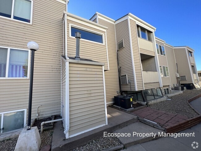Building Photo - 2 Bedroom 1 Bathroom Apartment in Aurora Unit 343