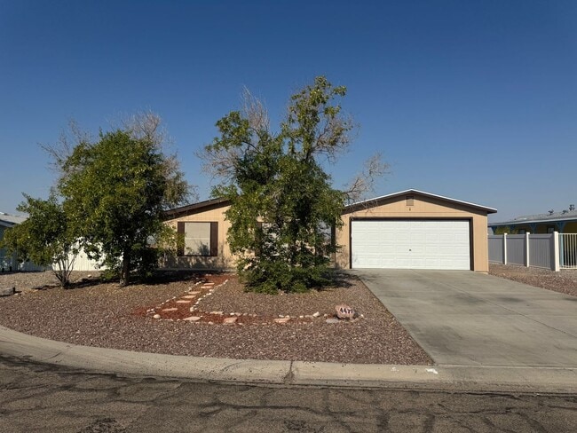 Building Photo - For Rent – 3 Bedroom, 2 Bathroom Home in S...
