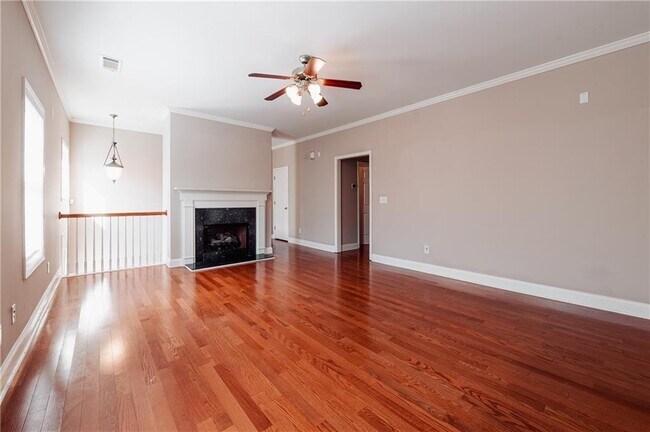 Photo - 3441 Lockmed Dr NW