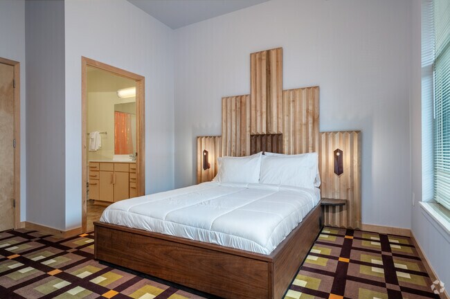 2BR, 2BA - 1154SF