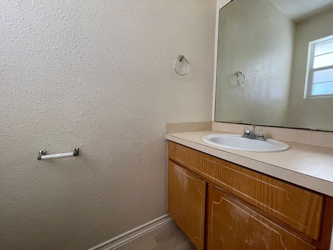 Photo - 4506 Sylvia Dr Unidad # C