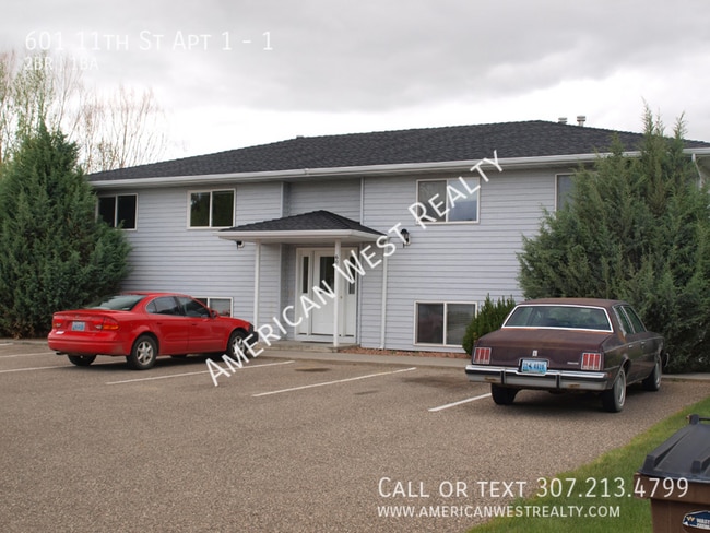Photo - 601 11th St Apartment Unit 1
