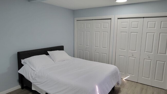 Photo - 214 S Linden St Unidad 1