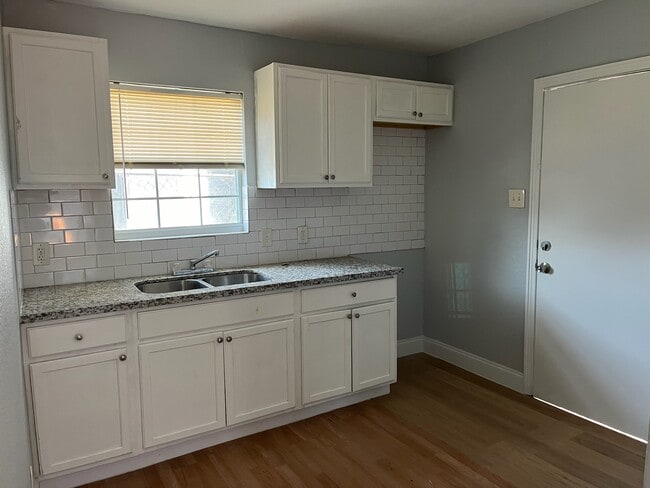 Photo - 3117 Rosalie St