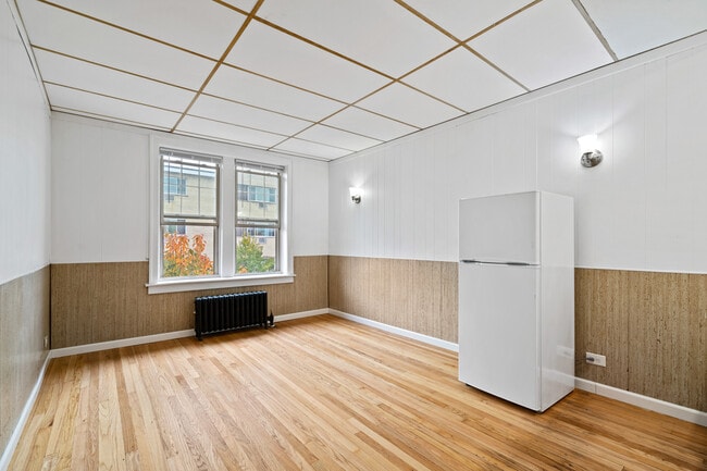 Photo - 1442 W Howard St Unit 17