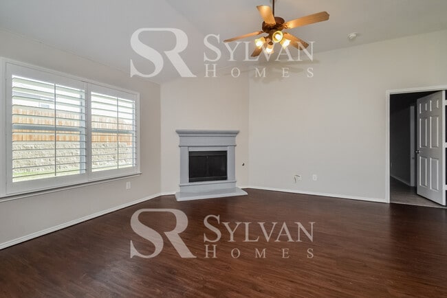 Photo - Lease today! No extra charge for contentment and relaxation!