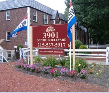 3901 on the Boulevard - 3901 on the Boulevard