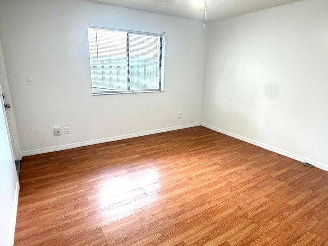 Photo - 3808 Inlet Cir
