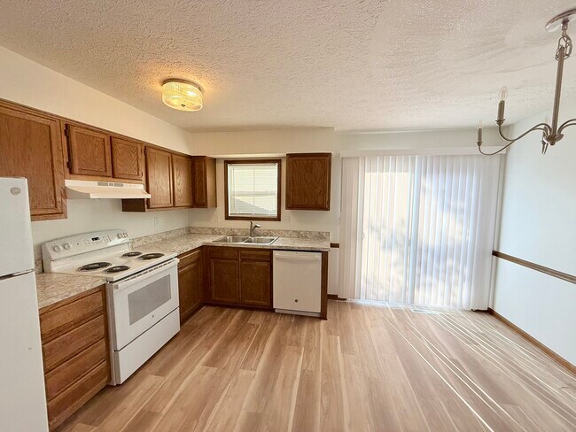 Photo - 45 N Otterbein Ave