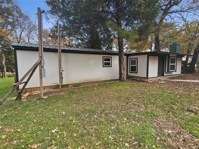 Building Photo - 106 Silveroaks St